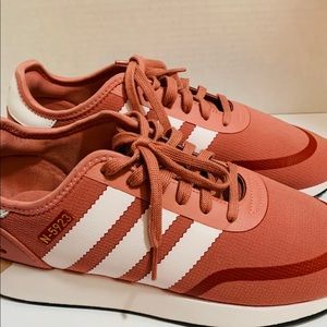 NWOT Adidas Women's Iniki Runner Women's Size 10